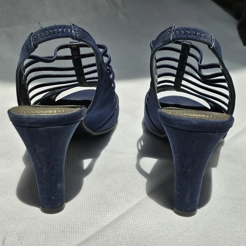 Impo Stretch Vila Navy Blue Fabric Strappy Slingback 3in Heels Size 9